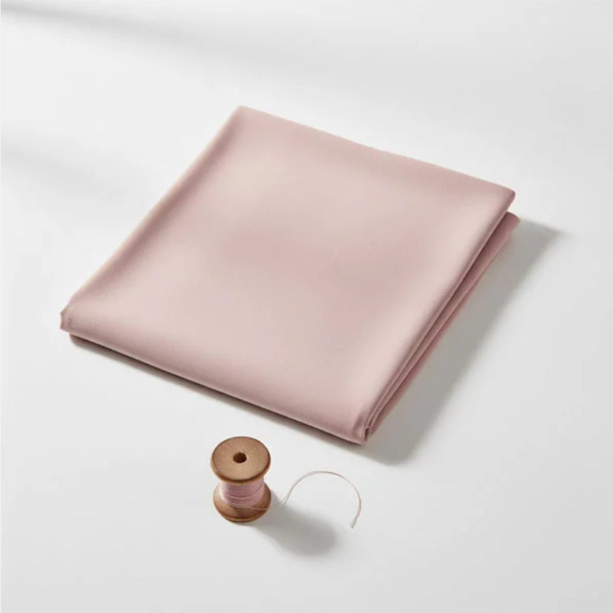 Dlaczego warto wybrać trójoctanową tkaninę poliestrową