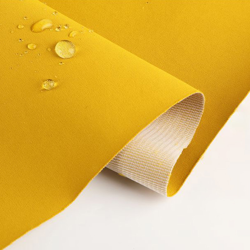 Wiatroodporny materiał Softshell